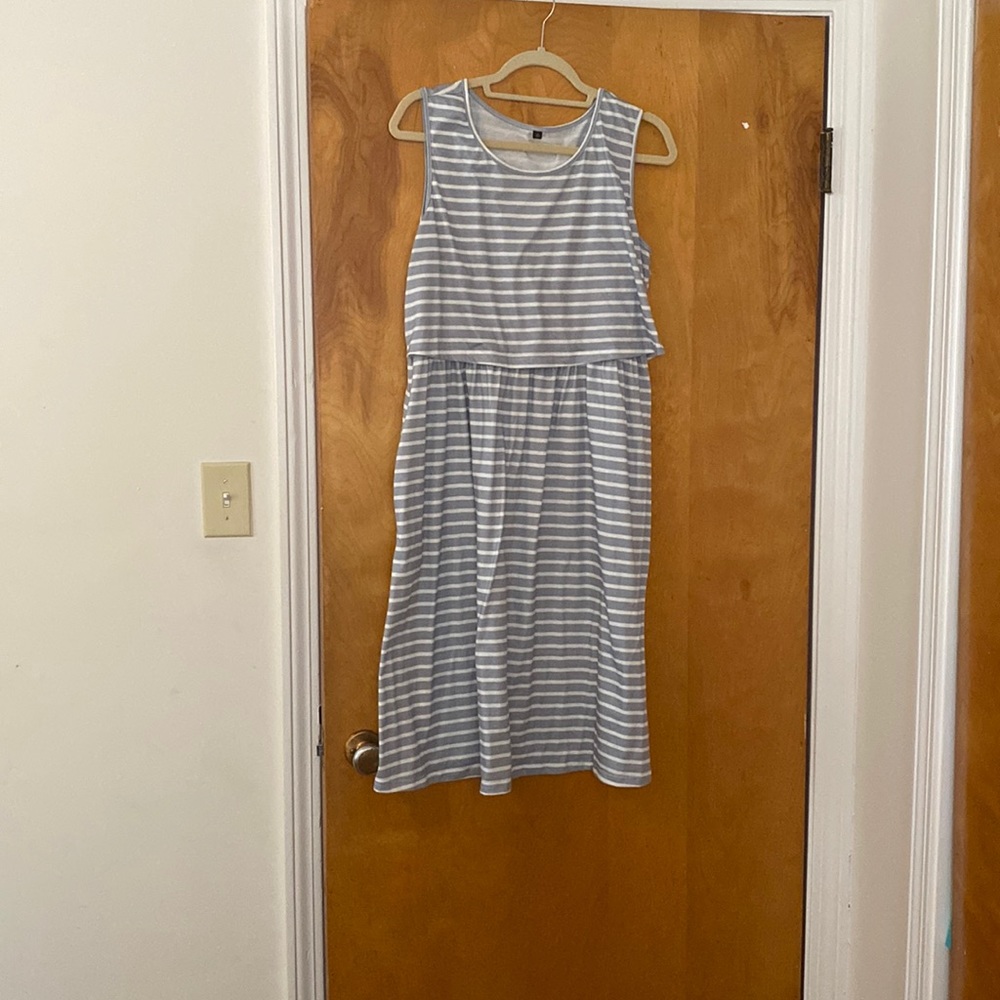 XL Sleeveless Nursing Dress